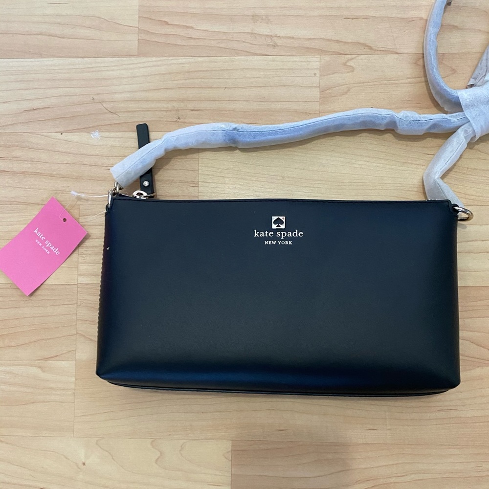 CLASSIC BLACK KATE SPADE HANDBAG- NEW WITH TAGS